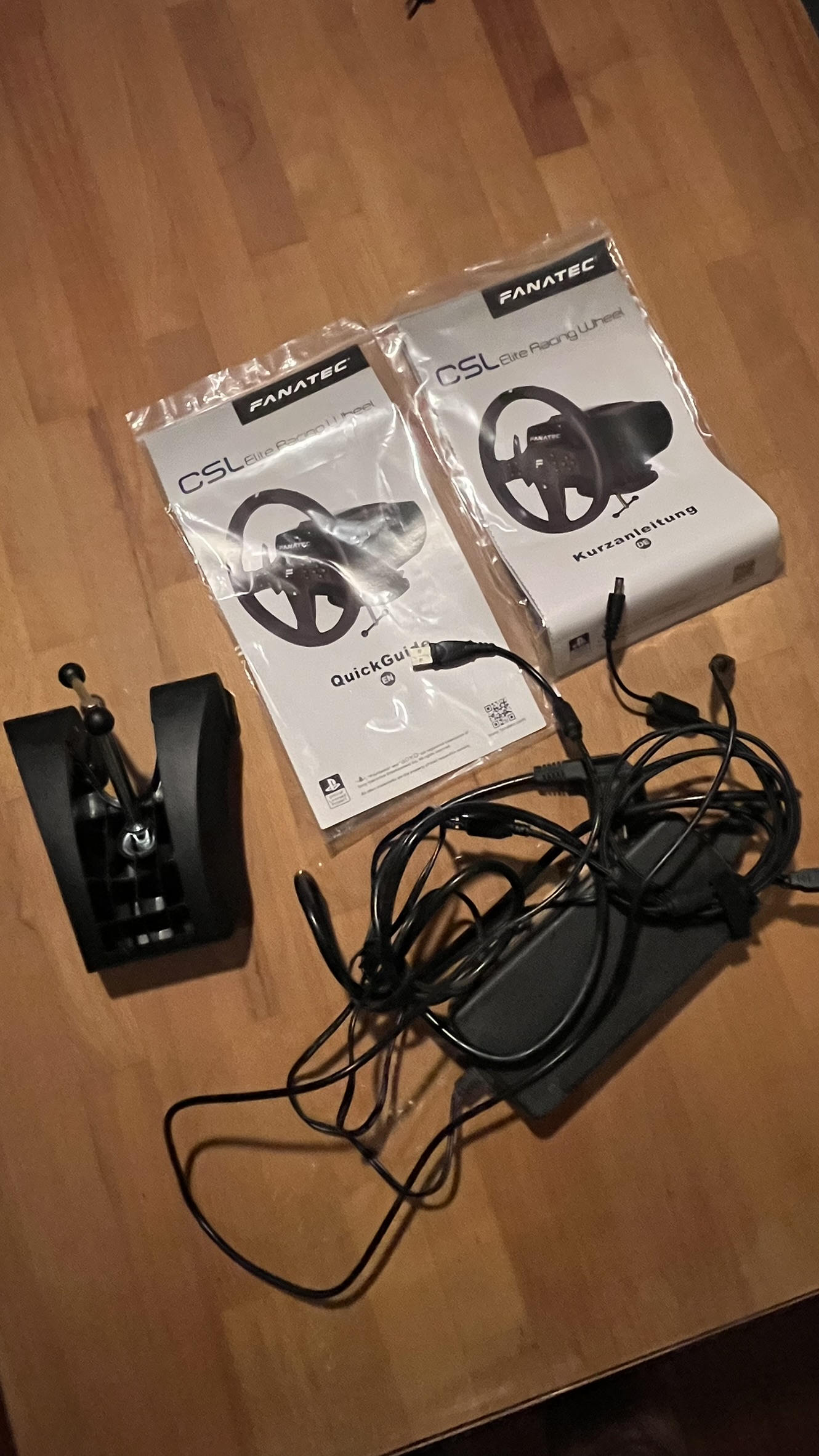 Fanatec CSL Elite Wheel Base + Steering Wheel OVP