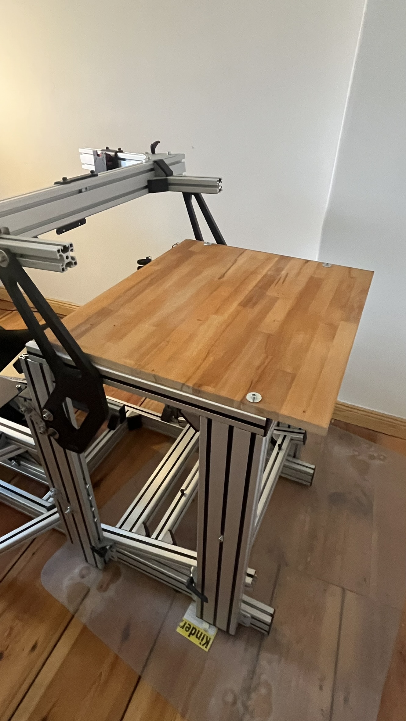 Simracing Cockpit komplett mit Triple-Screen / Motedis & SIMLAB