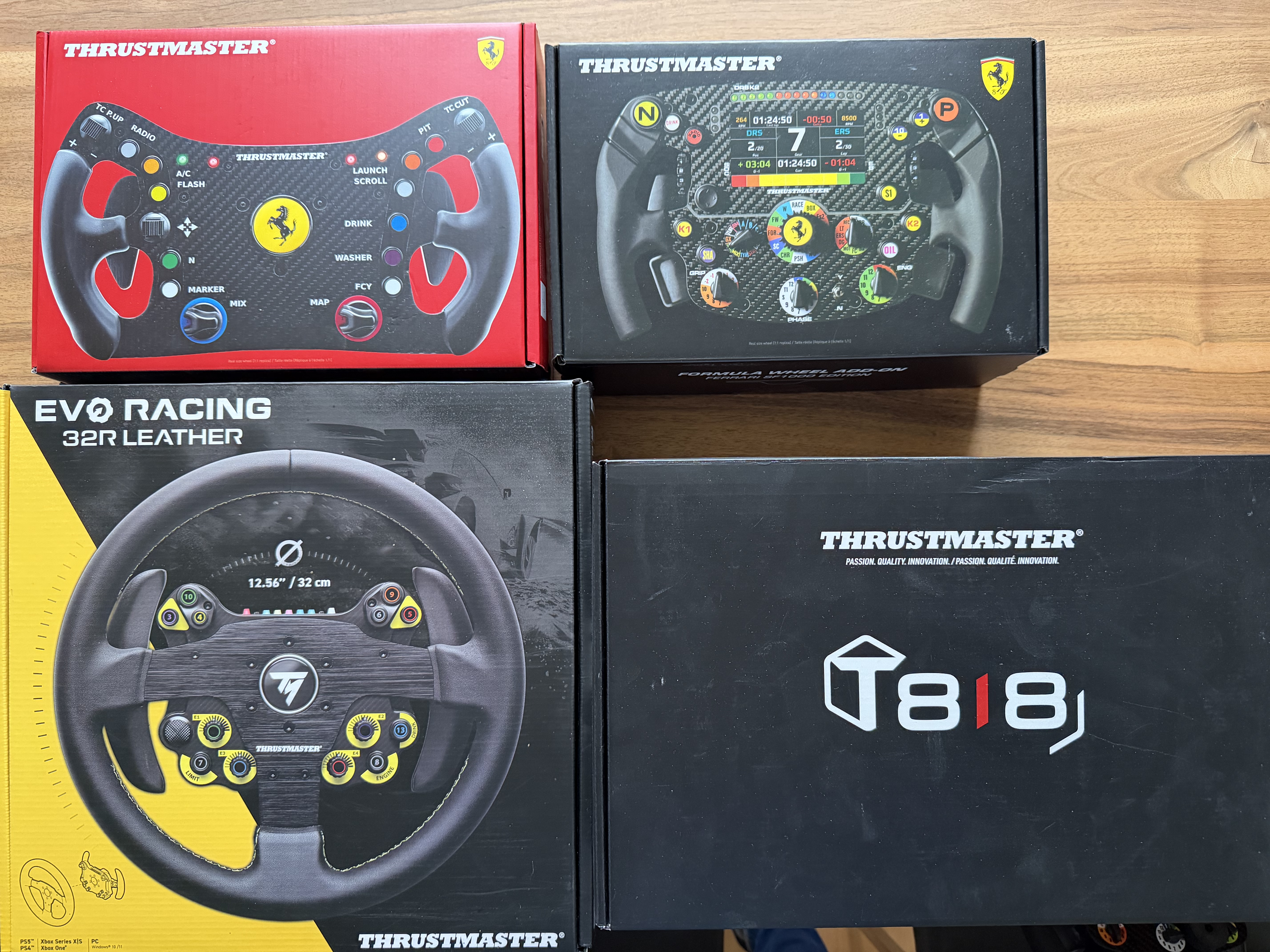 Thrustmaster T818 Ferrari  SF1000 Simulator und 2 weitere Wheels
