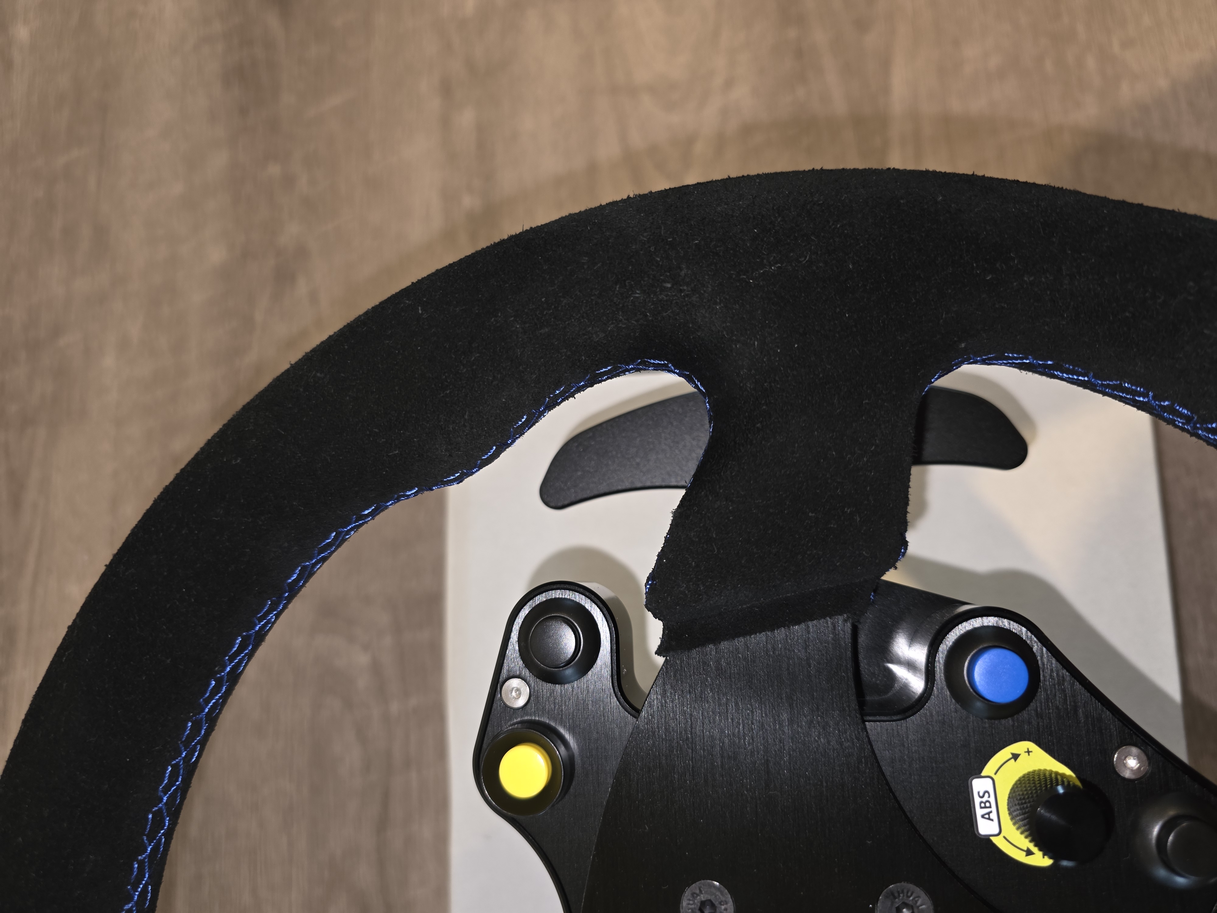 Ascher Racing B16L-USB + SC QR + Densu Lenkradkranz