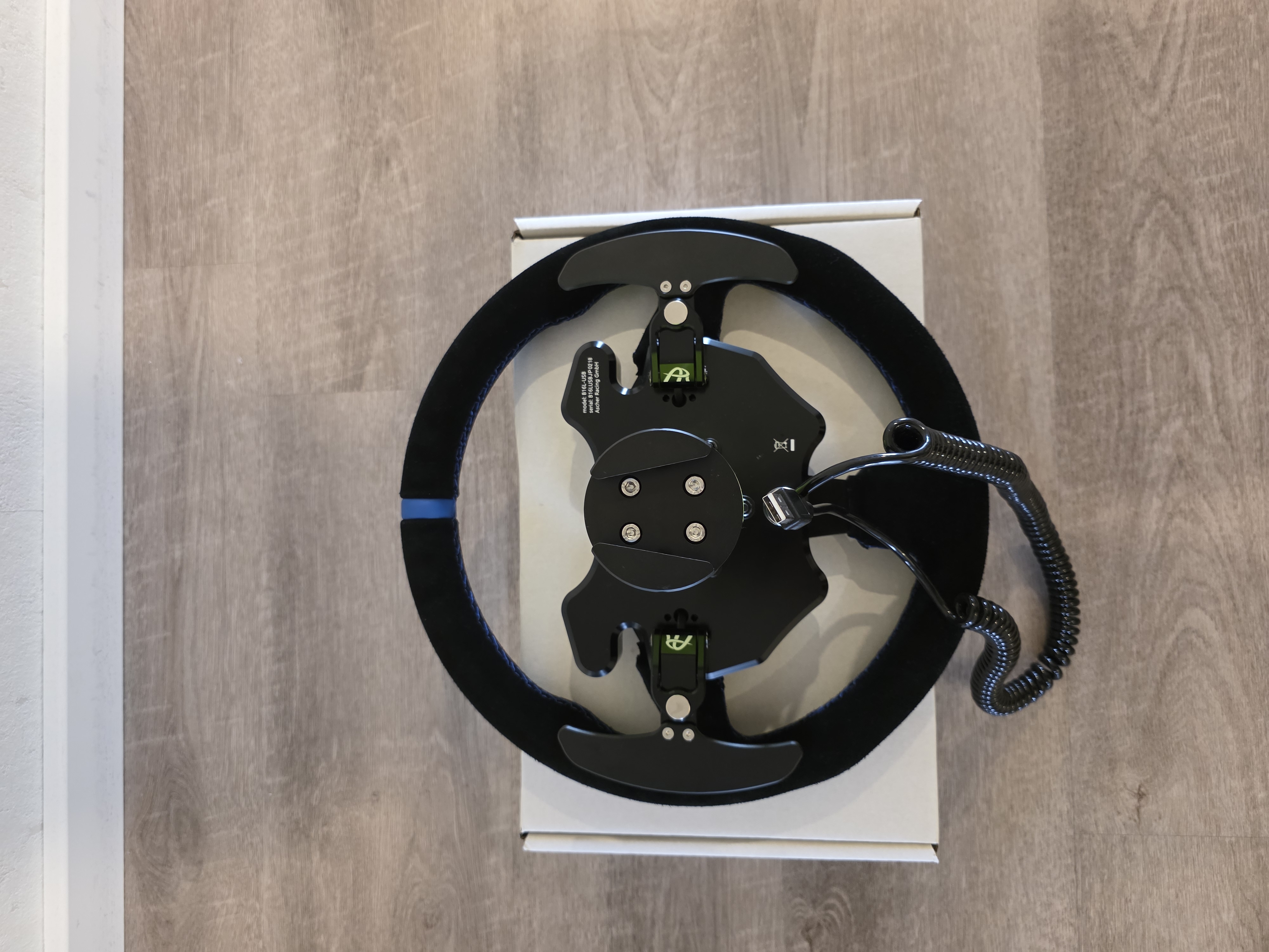 Ascher Racing B16L-USB + SC QR + Densu Lenkradkranz
