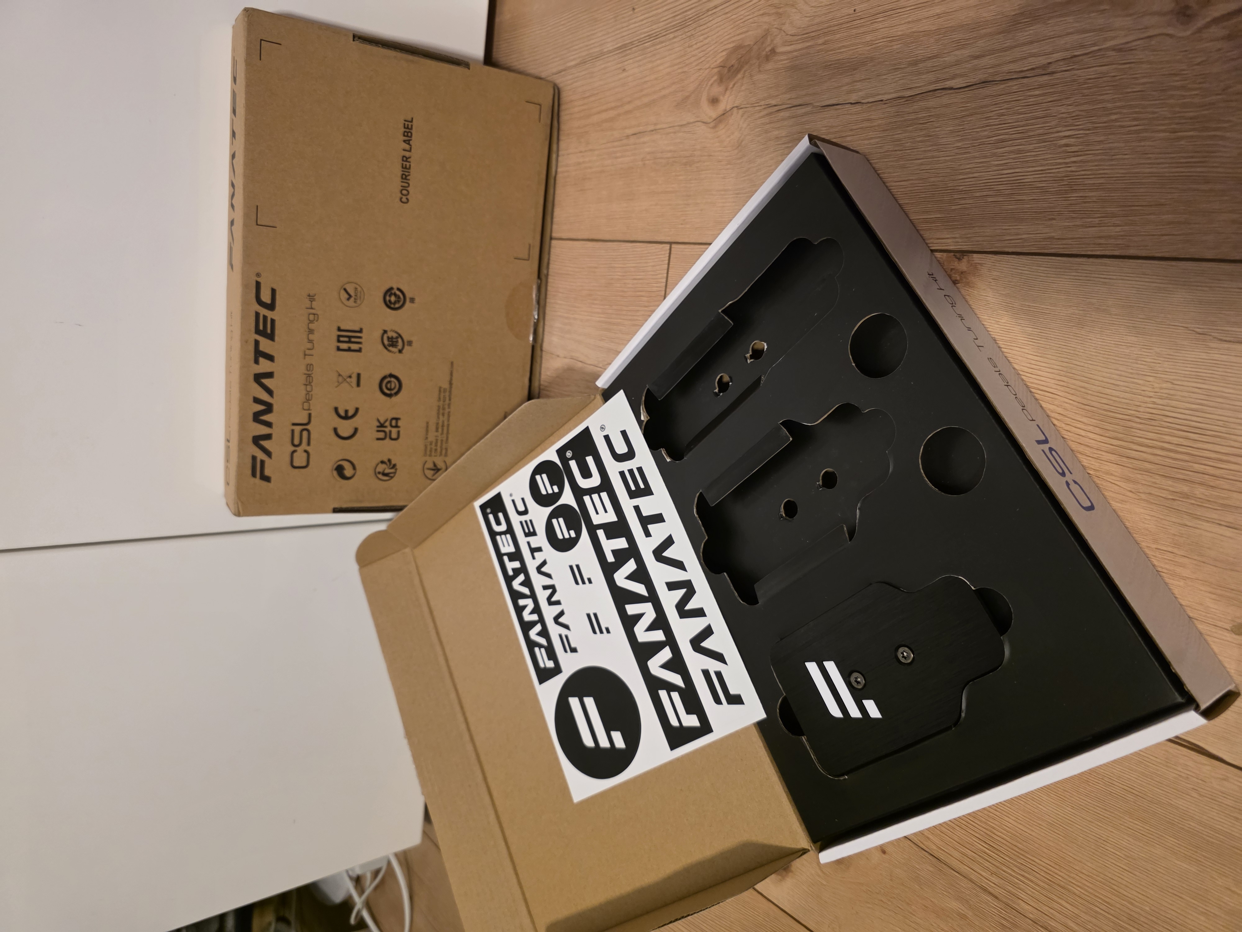 Fanatec CSL Pedale + Load Cell + Tuning Kit + 2× Bassshaker | SimHub