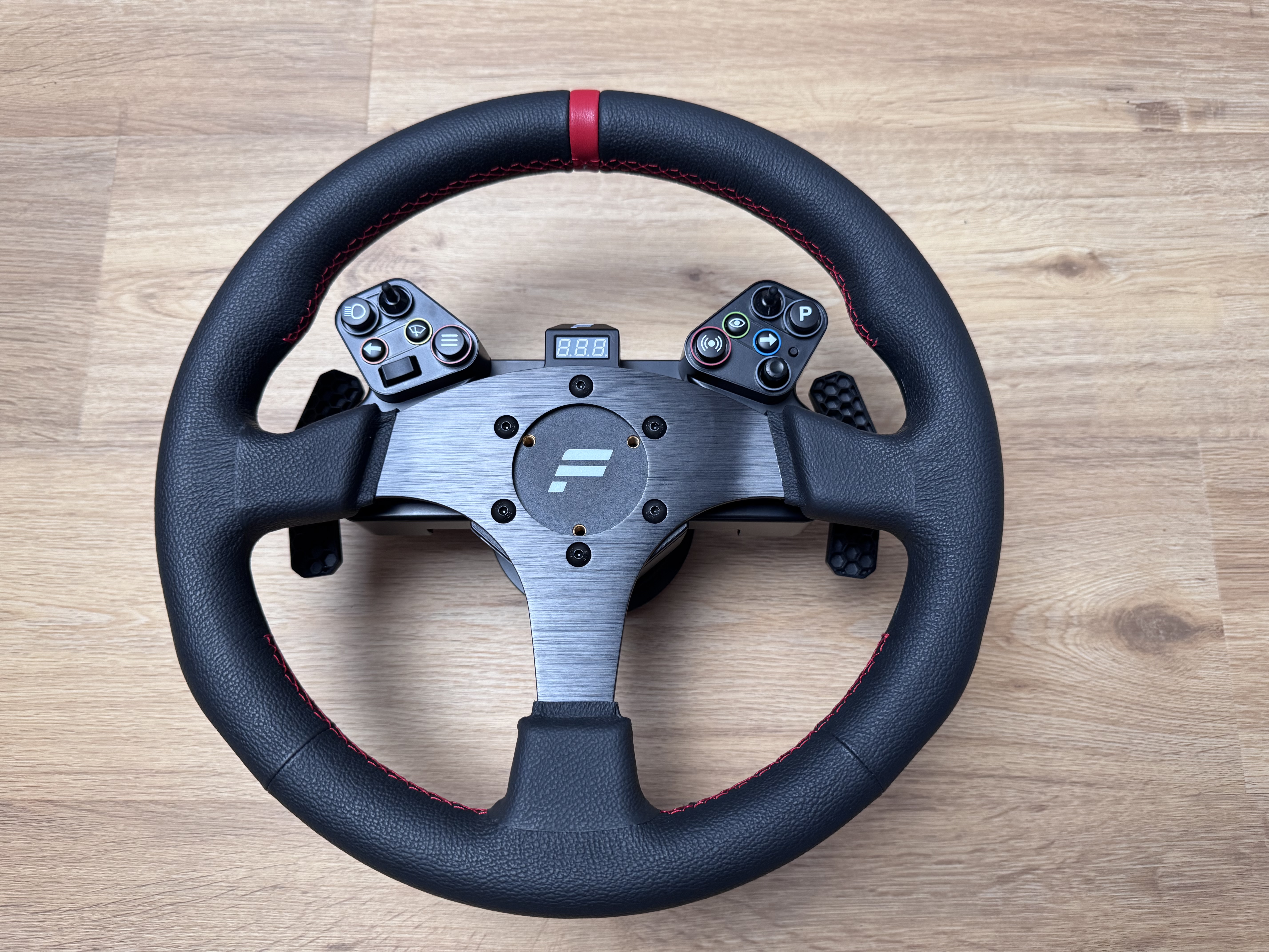 Fanatec CSL UNIVERSAL HUB V2 QR2 plus Simagic Lenkrad