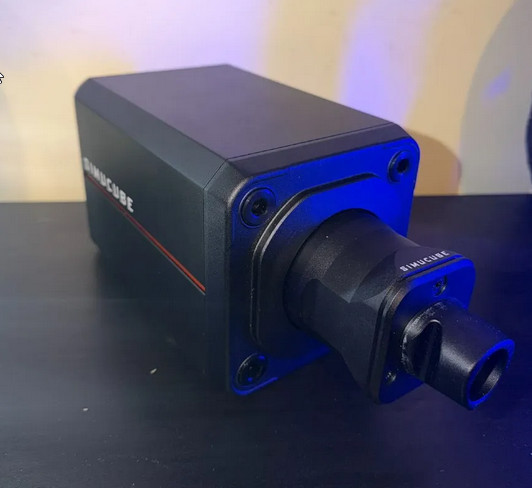 Simucube 3 Pro & Link Hub & 70mm Adapter