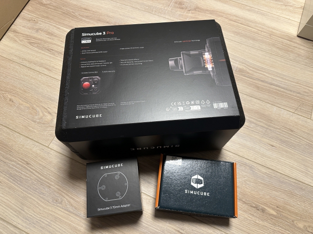 Simucube 3 Pro & Link Hub & 70mm Adapter