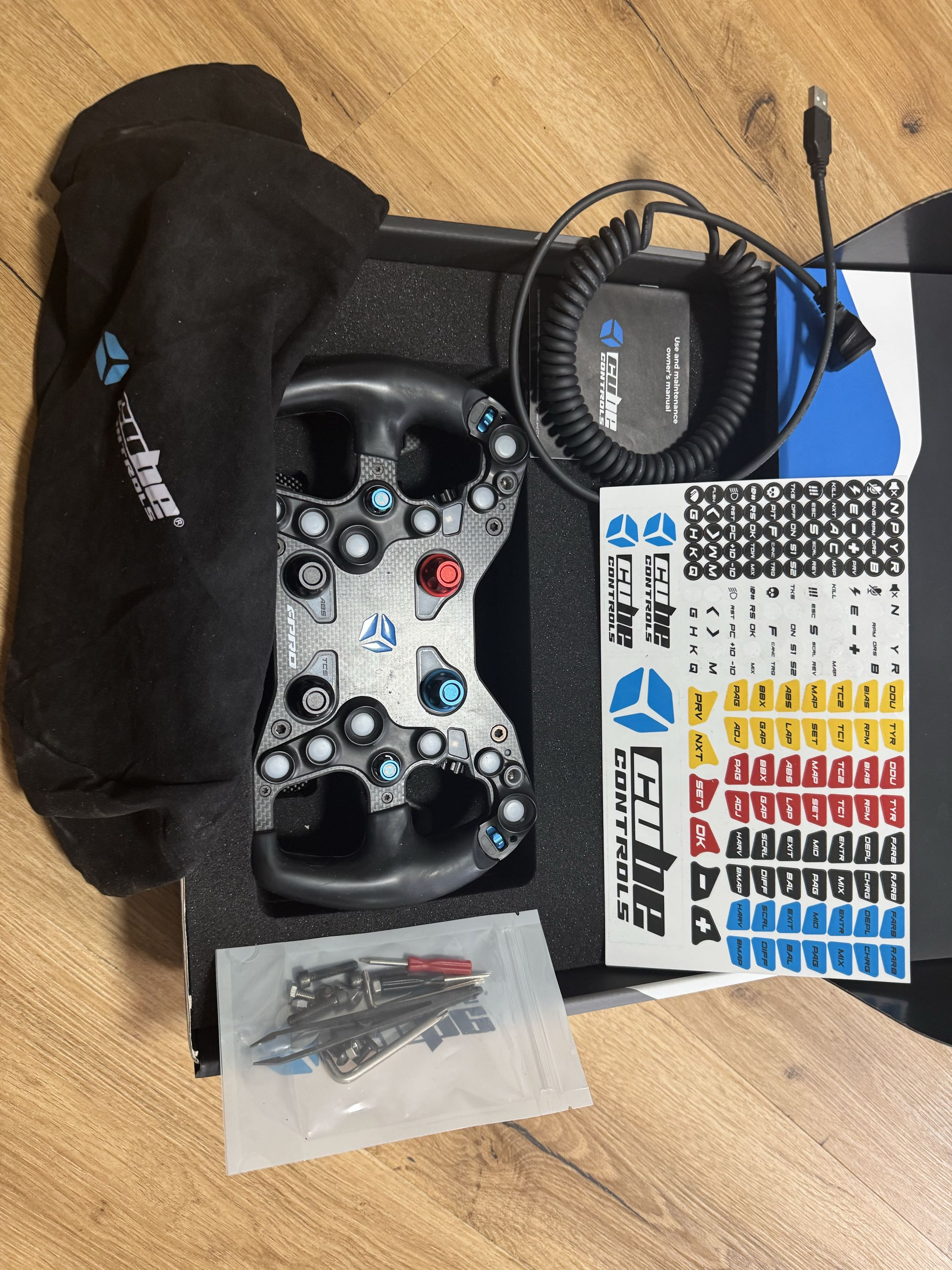 Cube Controls F-Pro mit Wheelhub